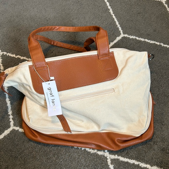 Handbags - NWT Weekender Bag